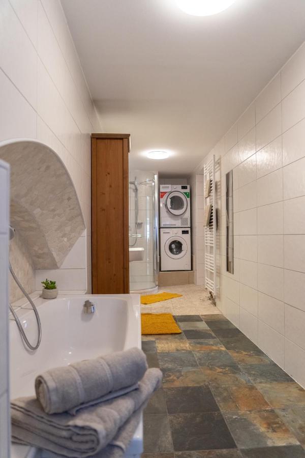 Modern Apartment In The City Center Of Bad Ischl Eksteriør bilde